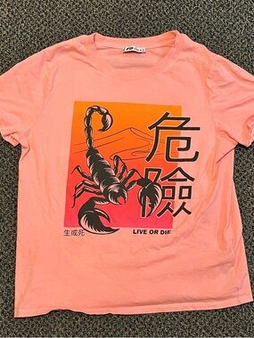 Live or Die Scorpion Graphic Tee - Pink